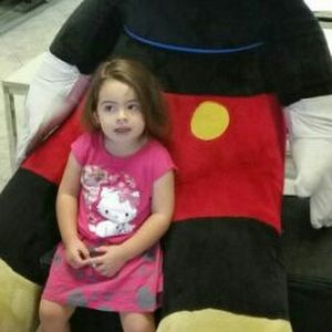 Meet your Posher, Ronit